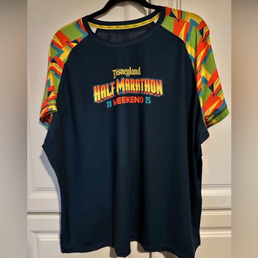 Run Disney Women's Shirt XXL new with tags